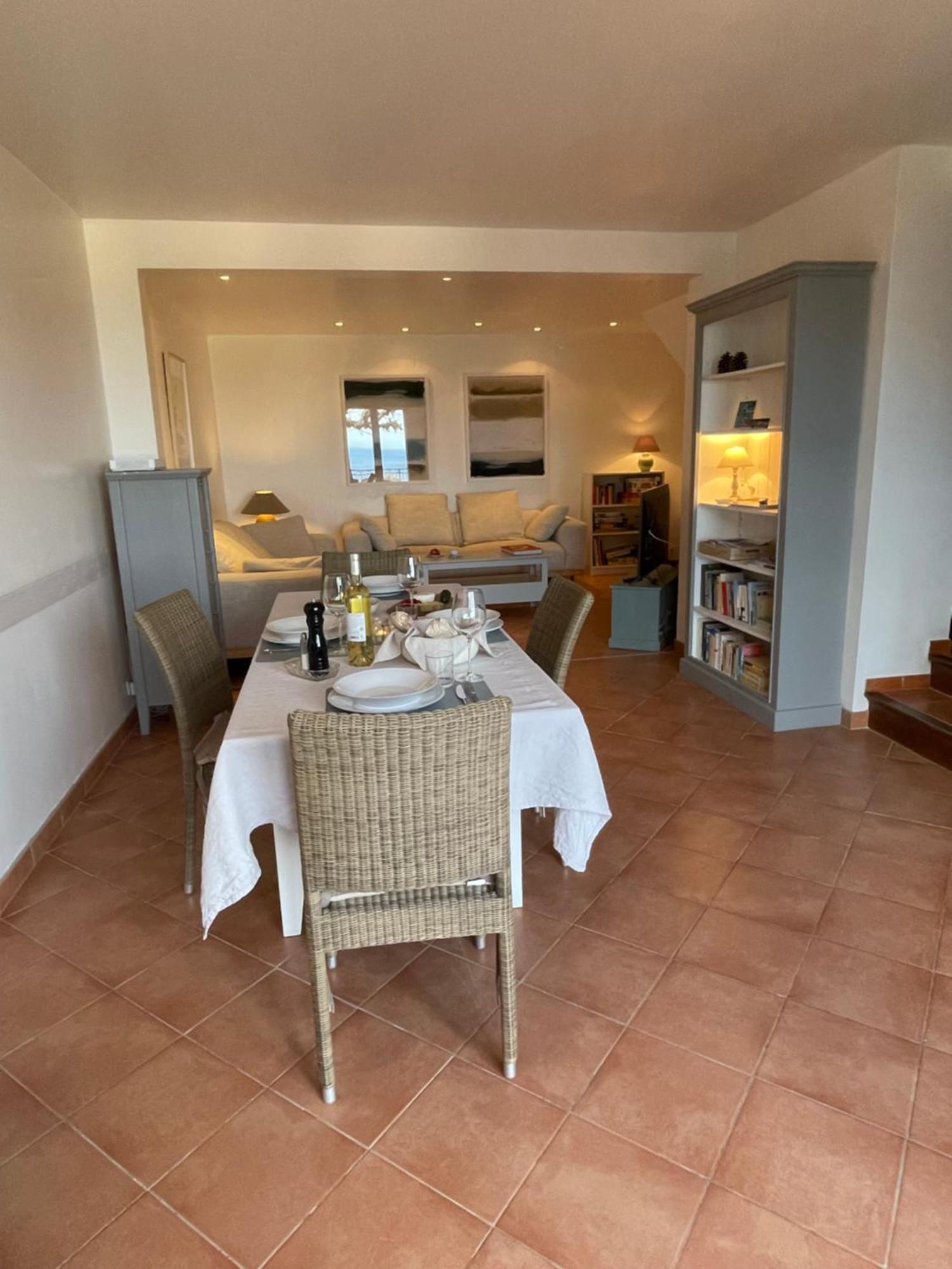 La Villa Cavalaire Buitenkant foto